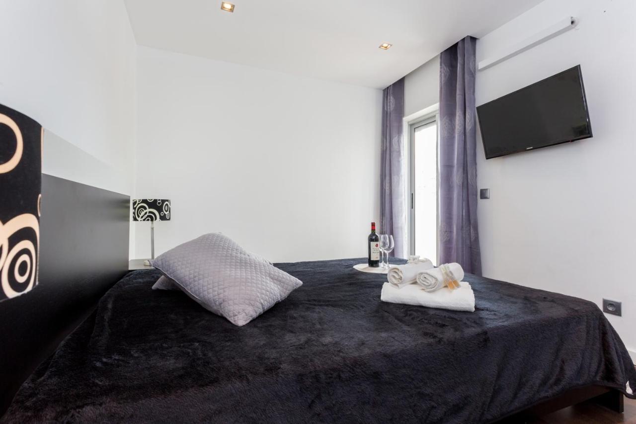 פורטימאו Squash Rocha Suite Beach Apartment מראה חיצוני תמונה