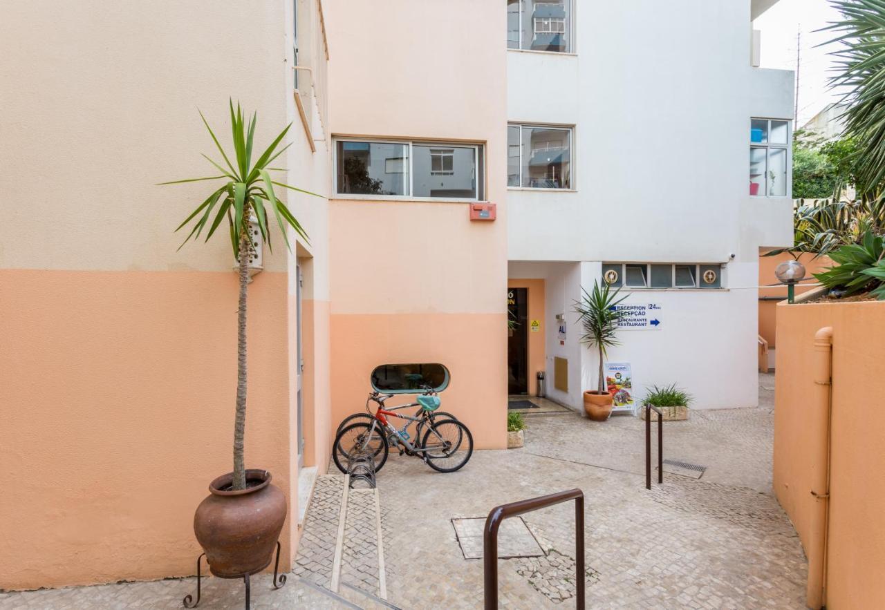 פורטימאו Squash Rocha Suite Beach Apartment מראה חיצוני תמונה