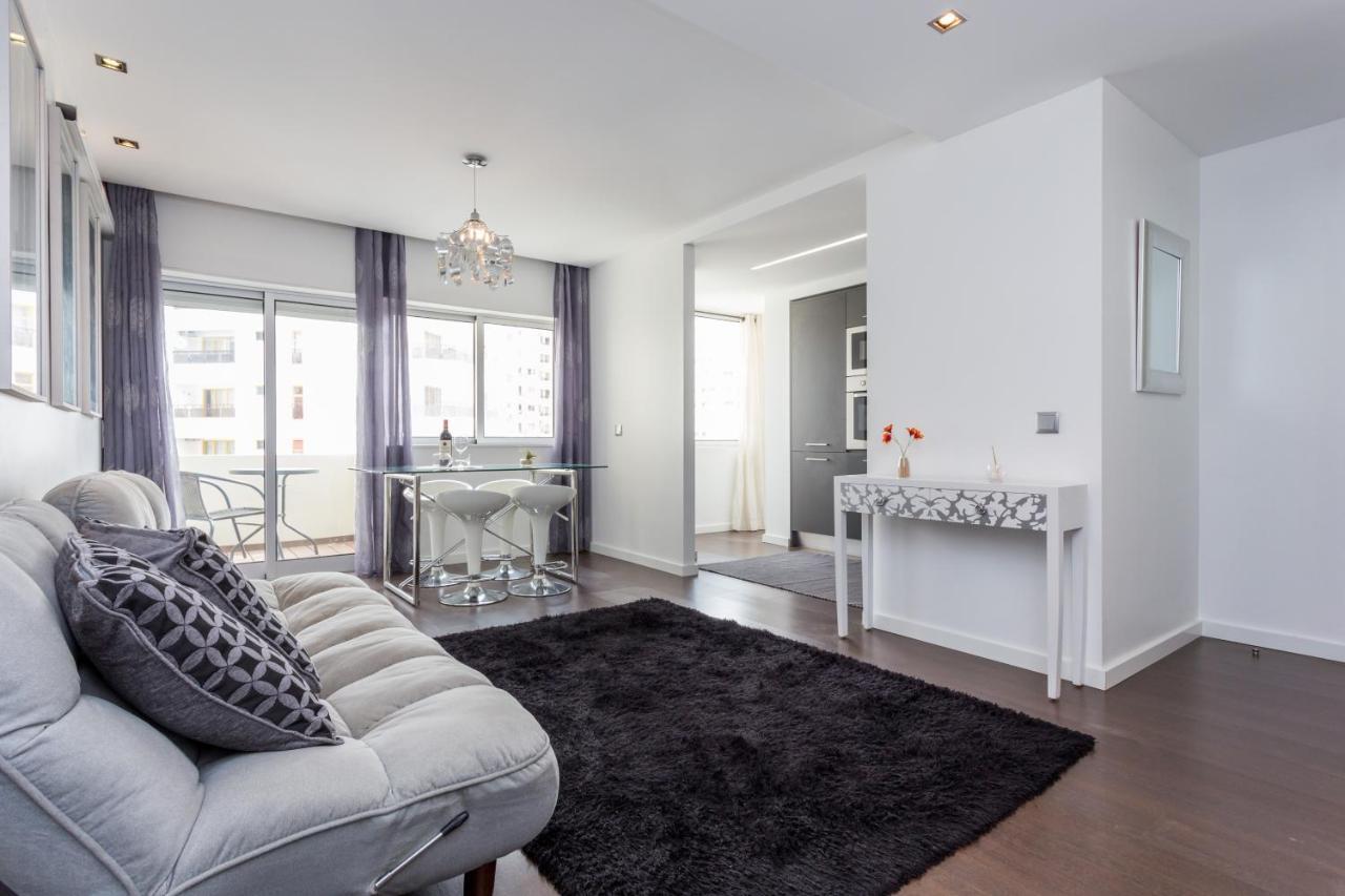 פורטימאו Squash Rocha Suite Beach Apartment מראה חיצוני תמונה
