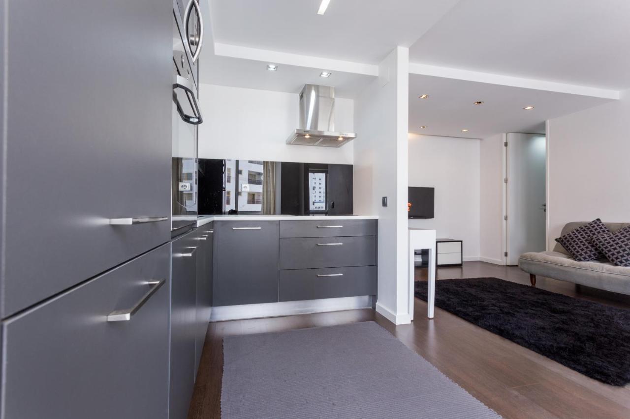 פורטימאו Squash Rocha Suite Beach Apartment מראה חיצוני תמונה
